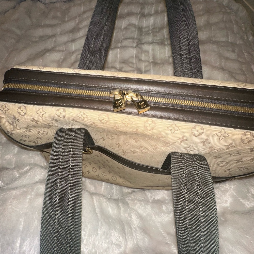Louis Vuitton Monogram Mini Lin - Picture 9 of 11